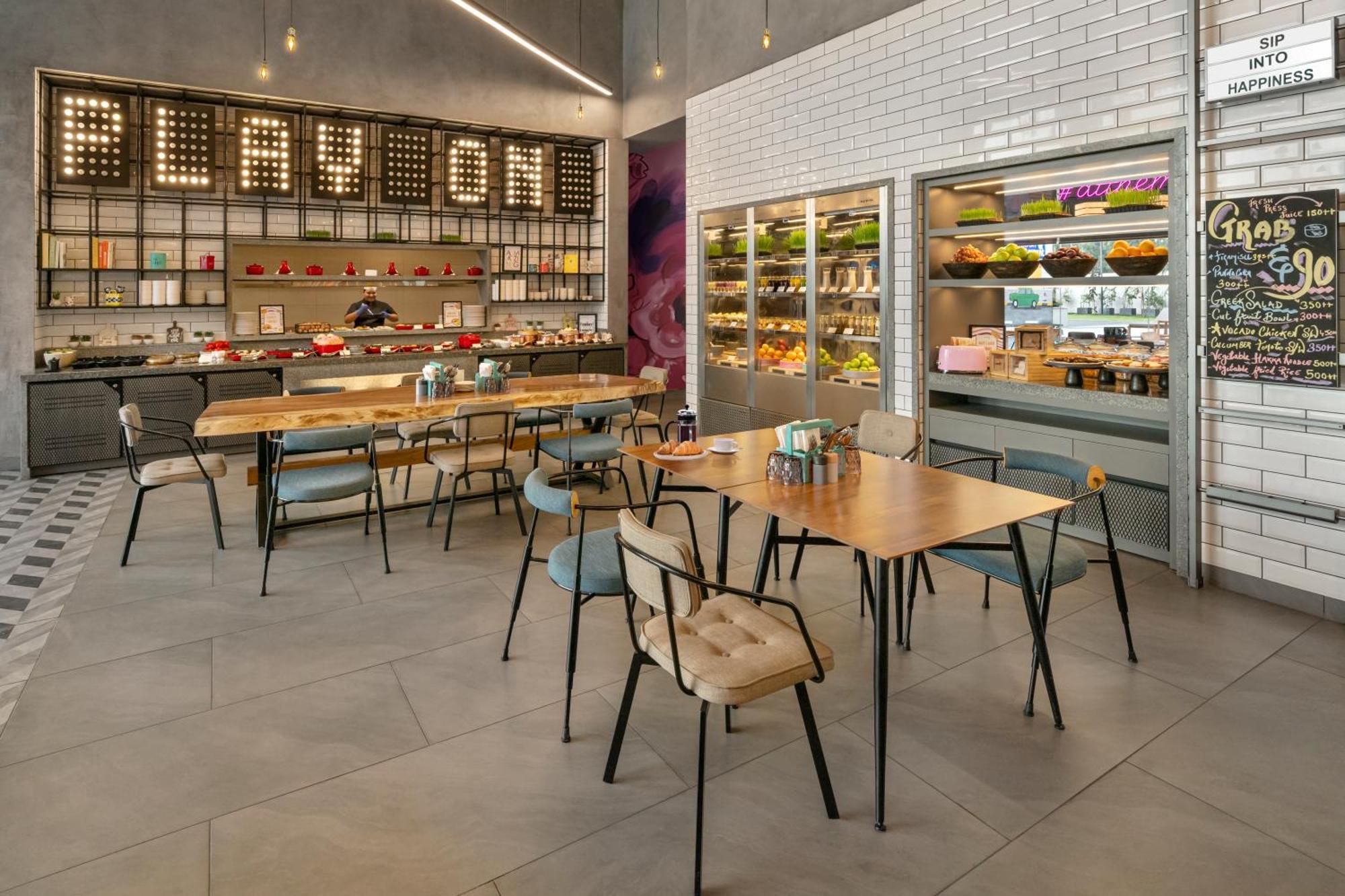 Moxy Bengaluru Airport Prestige Tech Cloud Hotel Devanahalli Екстериор снимка
