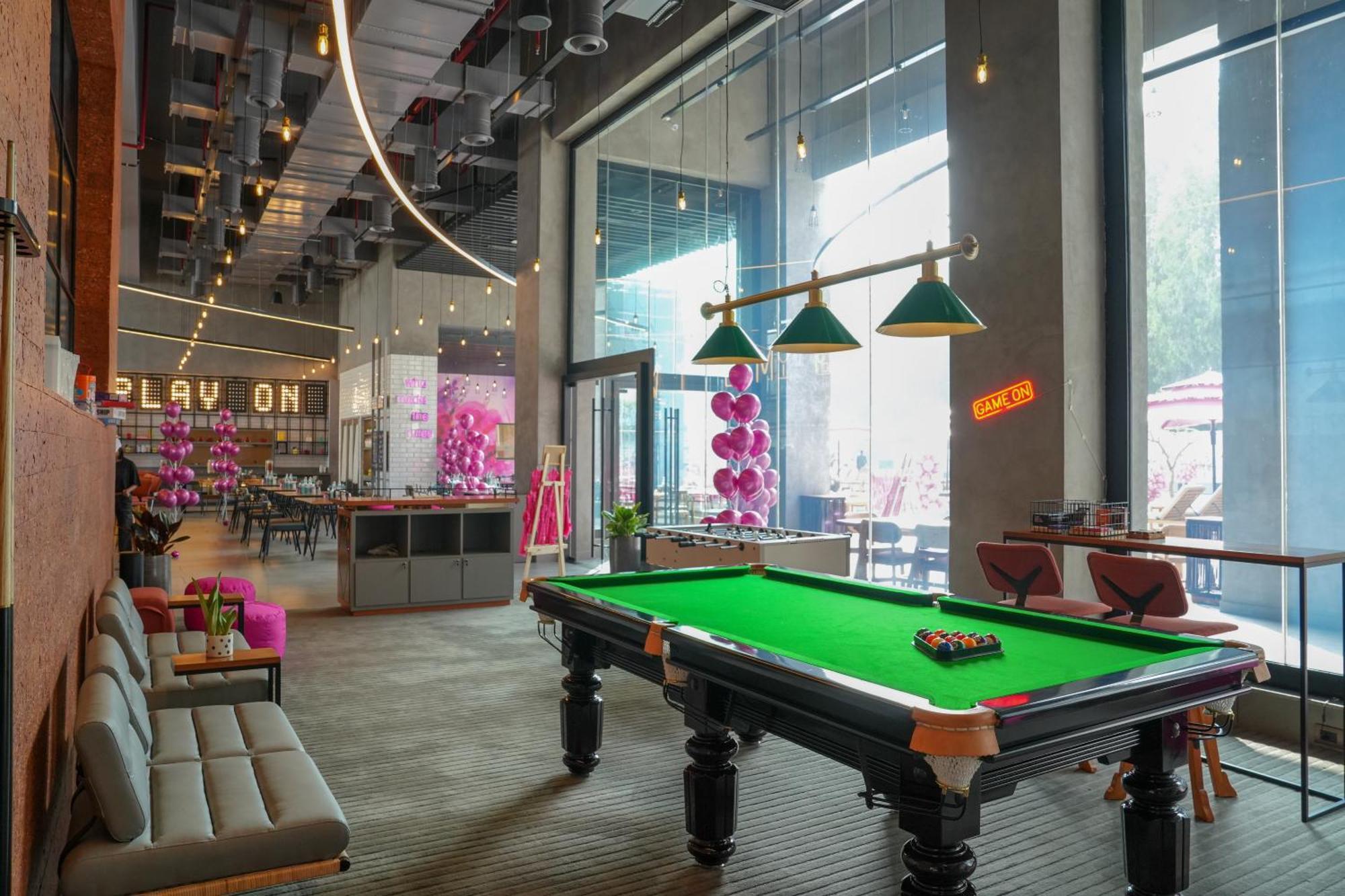 Moxy Bengaluru Airport Prestige Tech Cloud Hotel Devanahalli Екстериор снимка